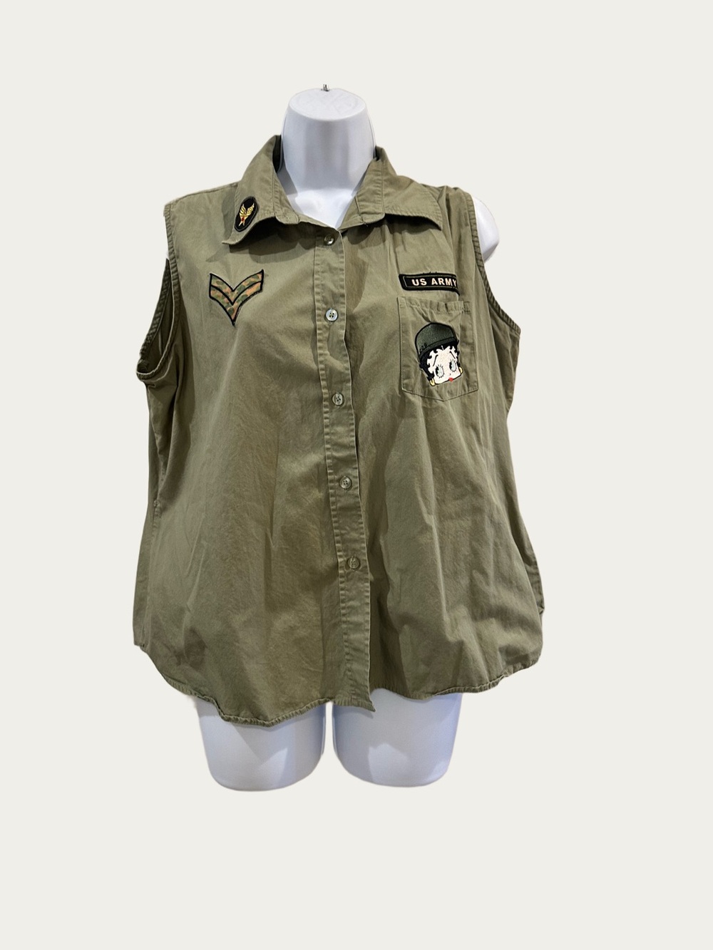 Betty Boop Military Green Sleeveless Button-Up Y2K Shirt with Patches XL